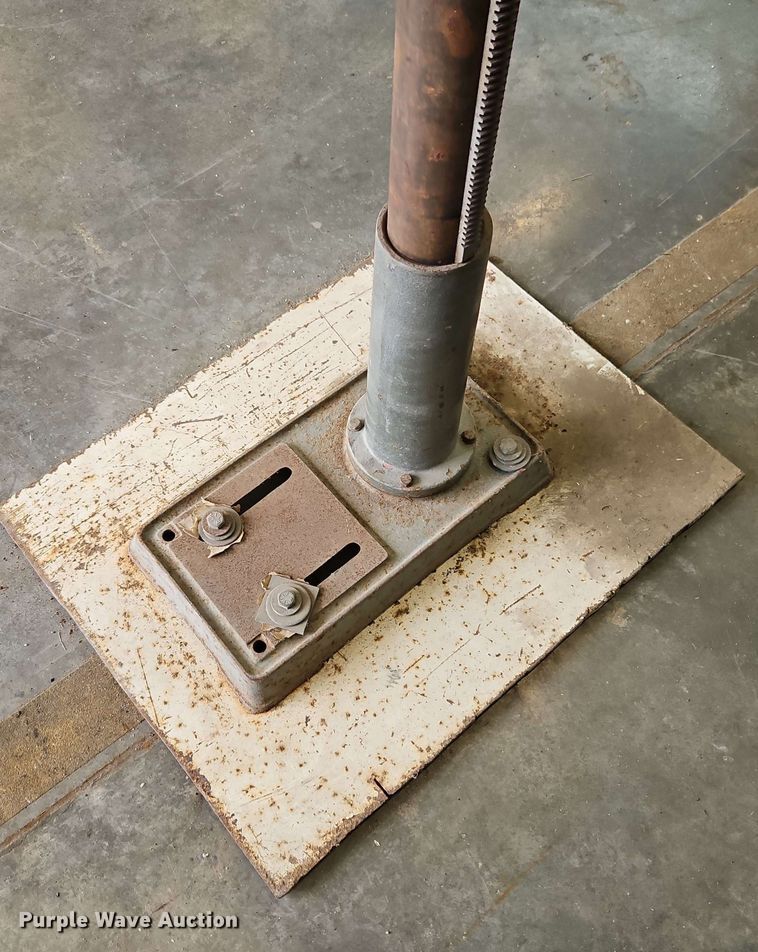 image for item EJ0025 Buffal0 FDM-58-5S drill press