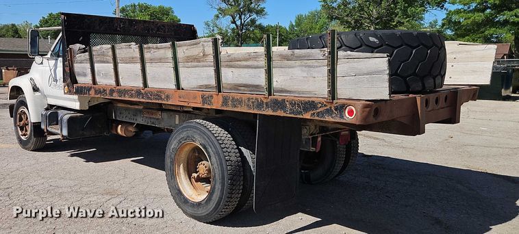 image for item EJ0035 1995 Ford F700 dump flatbed truck