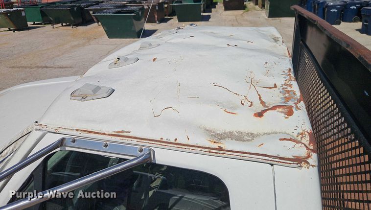 image for item EJ0035 1995 Ford F700 dump flatbed truck