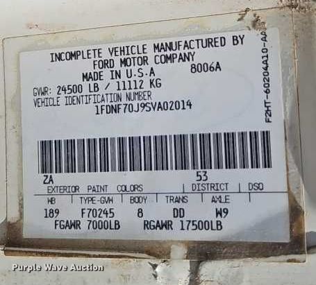 image for item EJ0035 1995 Ford F700 dump flatbed truck