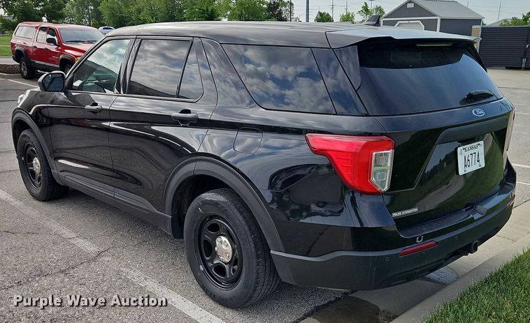 image for item EJ0036 2020 Ford Explorer Police Interceptor SUV