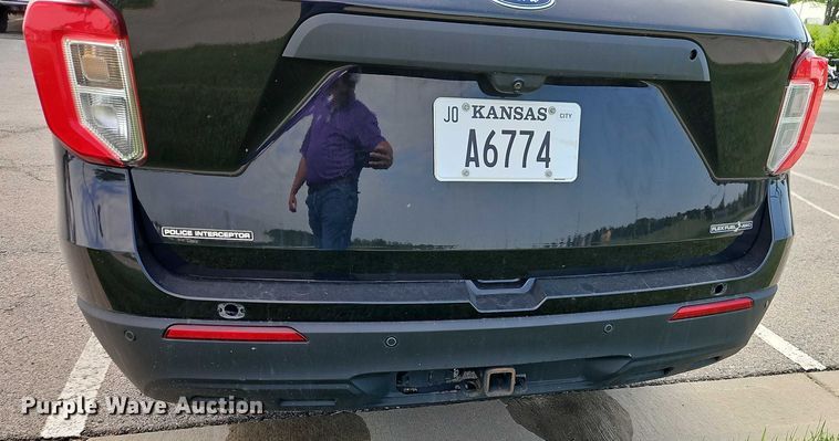 image for item EJ0036 2020 Ford Explorer Police Interceptor SUV