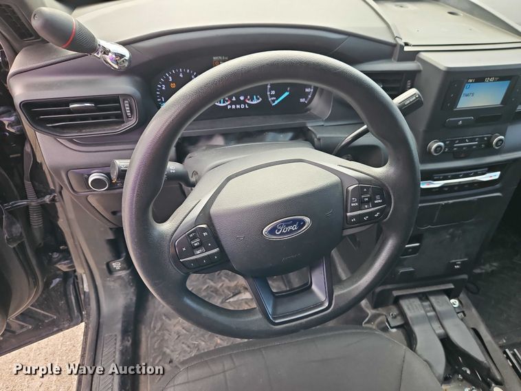 image for item EJ0036 2020 Ford Explorer Police Interceptor SUV