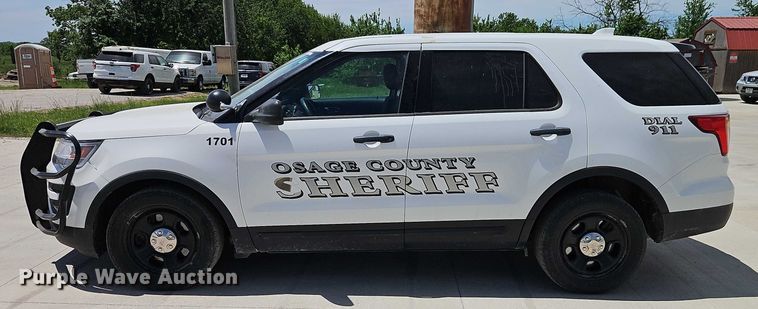 image for item EJ0042 2017 Ford Explorer Police Interceptor 