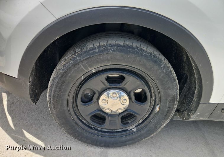 image for item EJ0042 2017 Ford Explorer Police Interceptor 