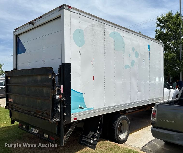 image for item EJ4487 2014 Ford F550 Super Duty box truck