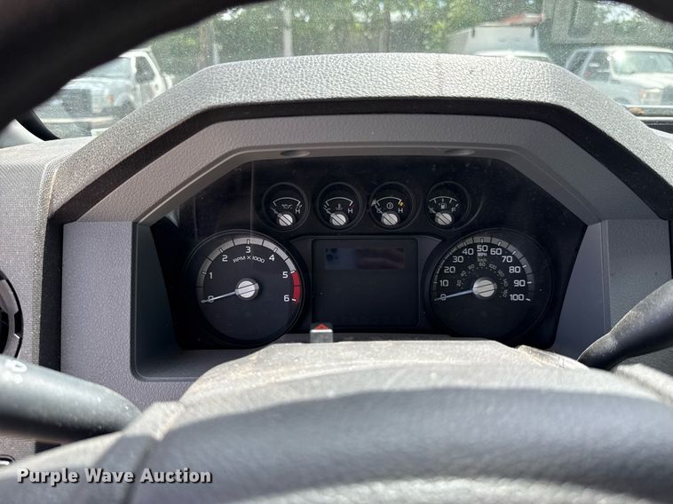 image for item EJ4487 2014 Ford F550 Super Duty box truck