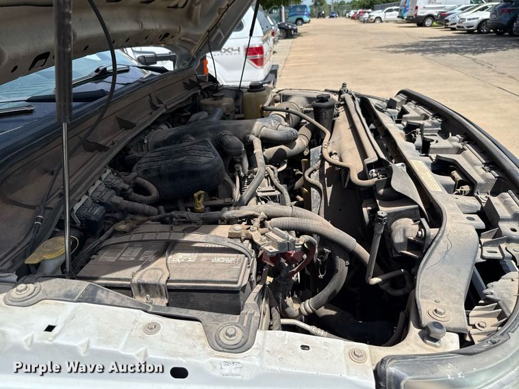 image for item EJ4487 2014 Ford F550 Super Duty box truck