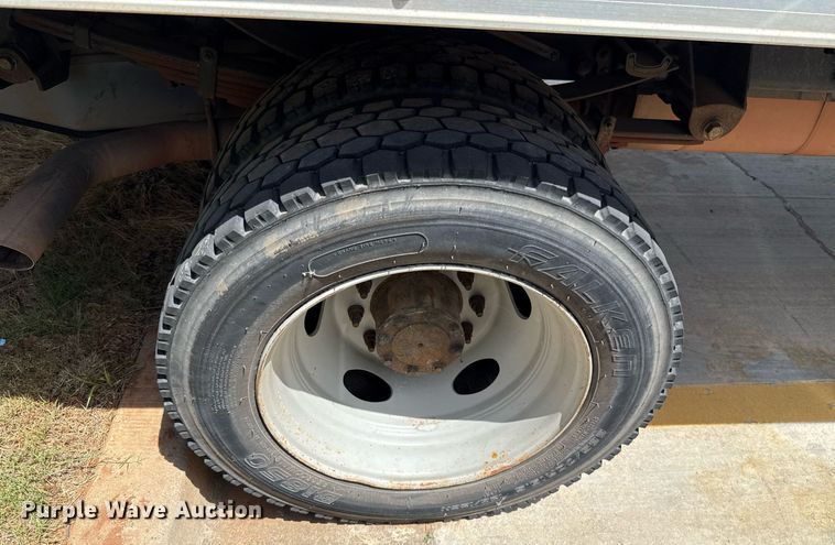 image for item EJ4487 2014 Ford F550 Super Duty box truck