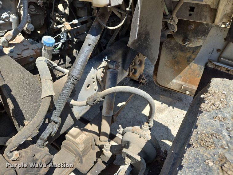 image for item EJ7526 1994 Ford L8000 refuse truck