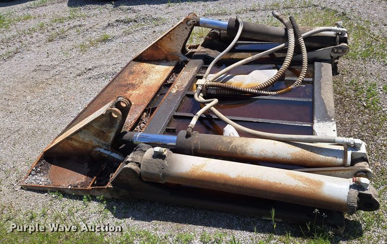 image for item EJ7526 1994 Ford L8000 refuse truck