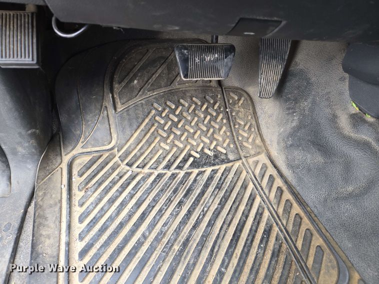 image for item EJ7554 2011 Dodge Ram 1500 Quad Cab pickup truck