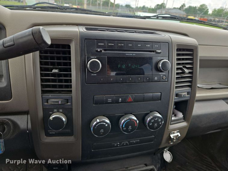 image for item EJ7554 2011 Dodge Ram 1500 Quad Cab pickup truck