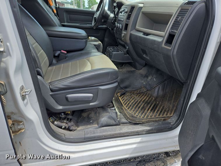 image for item EJ7554 2011 Dodge Ram 1500 Quad Cab pickup truck