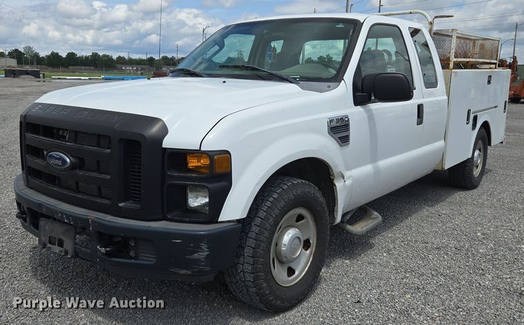 image for item EJ7555 2008 Ford F350 Super Duty XL SuperCab utility bed pickup truck
