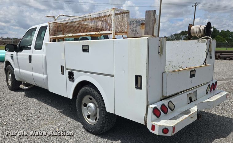 image for item EJ7555 2008 Ford F350 Super Duty XL SuperCab utility bed pickup truck