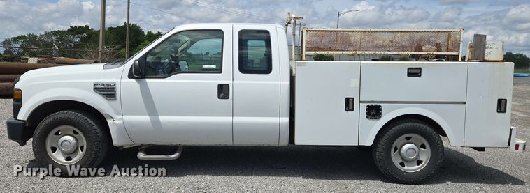 image for item EJ7555 2008 Ford F350 Super Duty XL SuperCab utility bed pickup truck