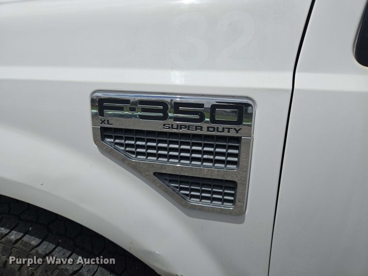 image for item EJ7555 2008 Ford F350 Super Duty XL SuperCab utility bed pickup truck