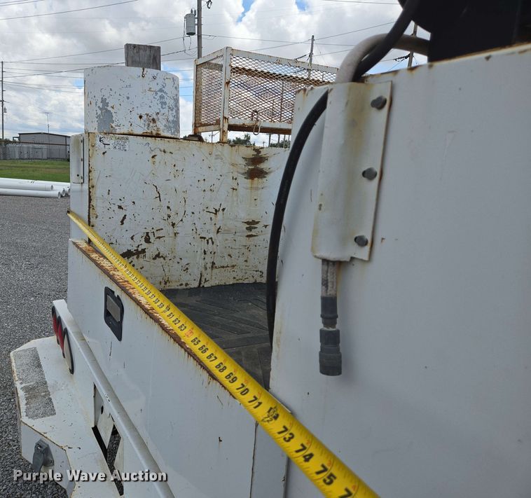 image for item EJ7555 2008 Ford F350 Super Duty XL SuperCab utility bed pickup truck