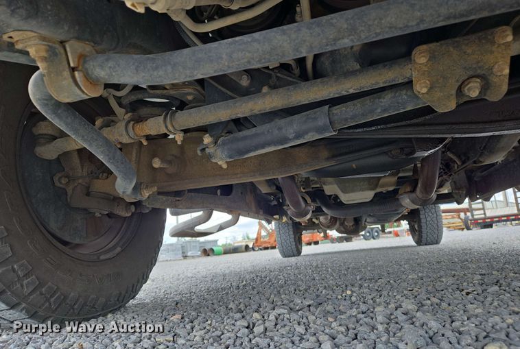 image for item EJ7555 2008 Ford F350 Super Duty XL SuperCab utility bed pickup truck