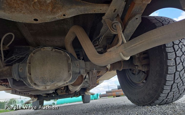 image for item EJ7555 2008 Ford F350 Super Duty XL SuperCab utility bed pickup truck