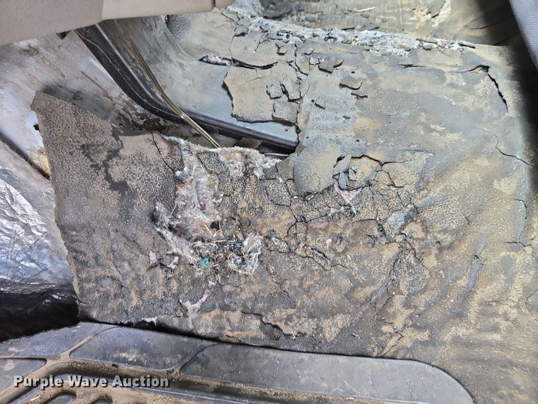 image for item EJ7555 2008 Ford F350 Super Duty XL SuperCab utility bed pickup truck