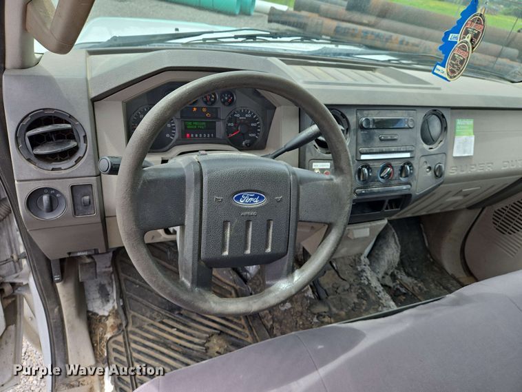 image for item EJ7555 2008 Ford F350 Super Duty XL SuperCab utility bed pickup truck