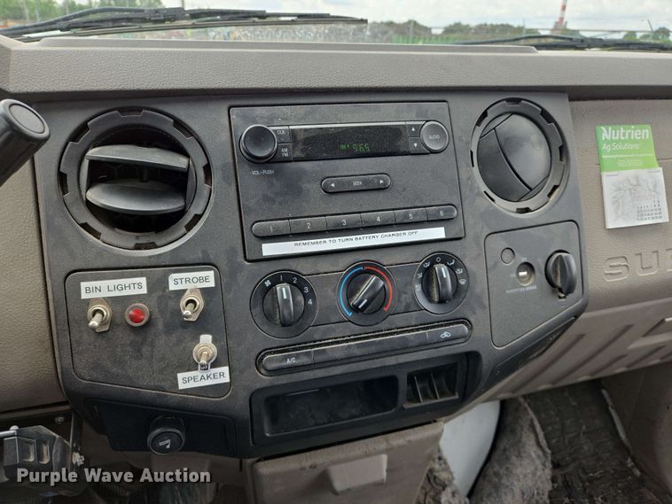 image for item EJ7555 2008 Ford F350 Super Duty XL SuperCab utility bed pickup truck