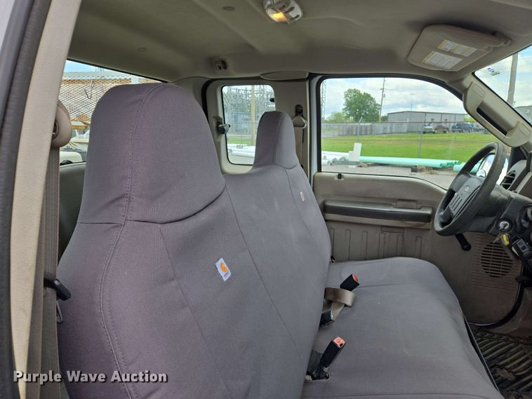 image for item EJ7555 2008 Ford F350 Super Duty XL SuperCab utility bed pickup truck