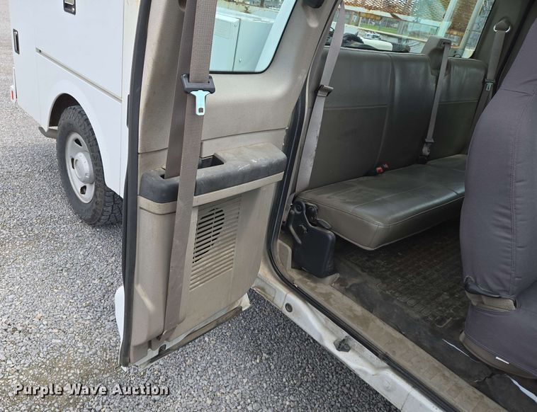 image for item EJ7555 2008 Ford F350 Super Duty XL SuperCab utility bed pickup truck