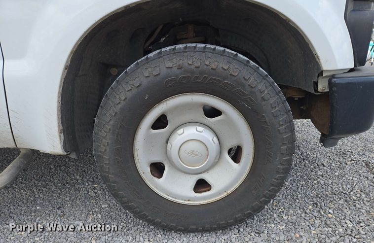 image for item EJ7555 2008 Ford F350 Super Duty XL SuperCab utility bed pickup truck