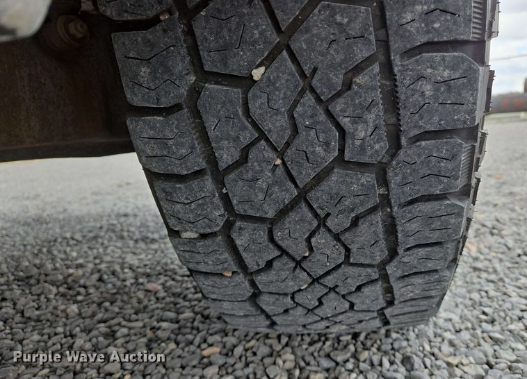 image for item EJ7555 2008 Ford F350 Super Duty XL SuperCab utility bed pickup truck