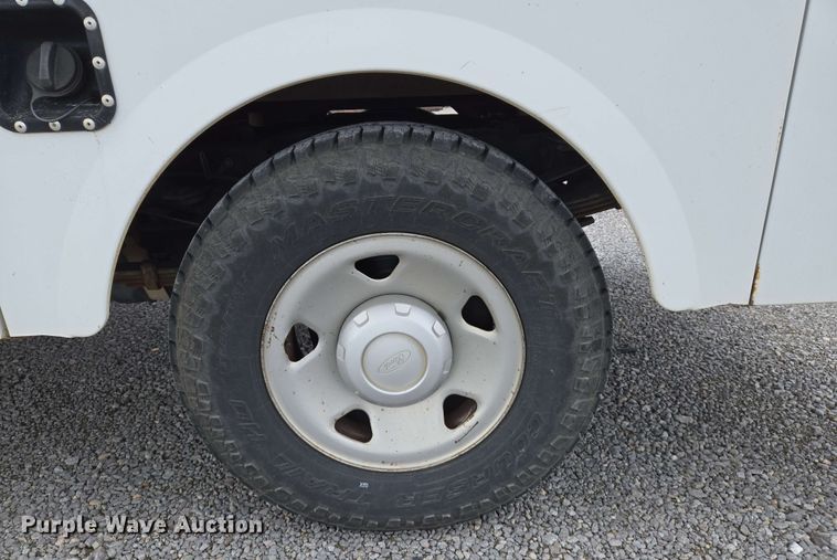 image for item EJ7555 2008 Ford F350 Super Duty XL SuperCab utility bed pickup truck