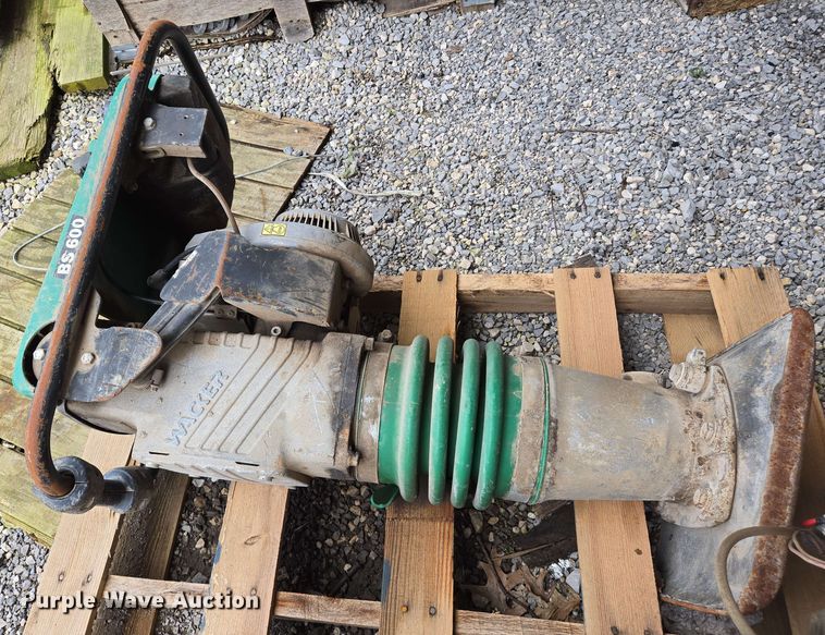 image for item EJ7559 Wacker BS600 plate compactor