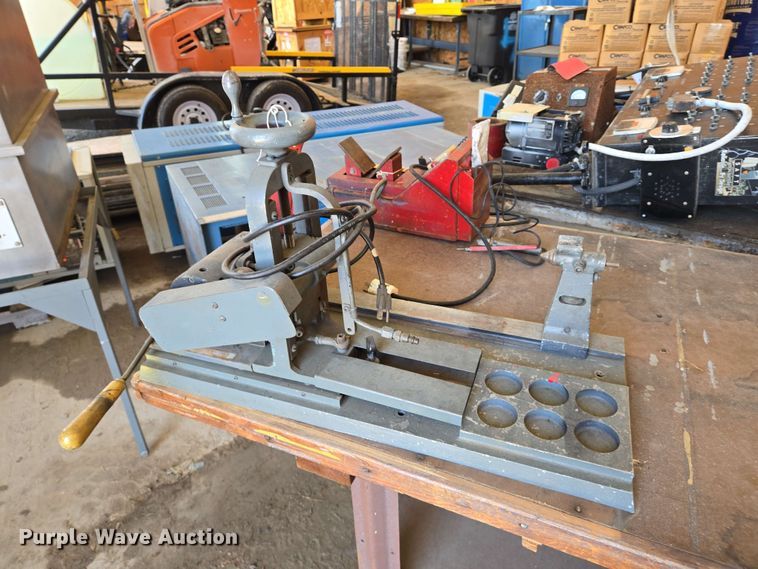 image for item EJ7564 Aviation testing equipment