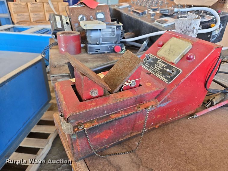 image for item EJ7564 Aviation testing equipment