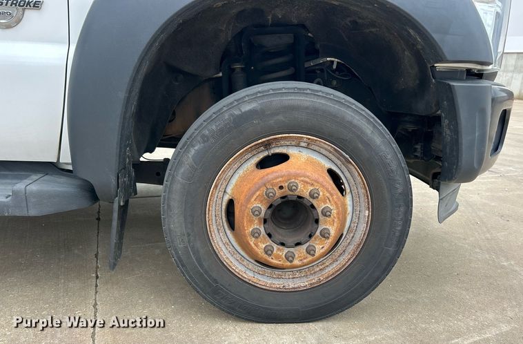 image for item EK3004 2014 Ford F550 Super Duty XL flatbed truck