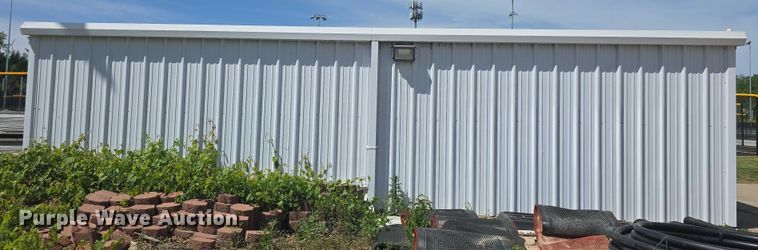 image for item EK5214 Metal building