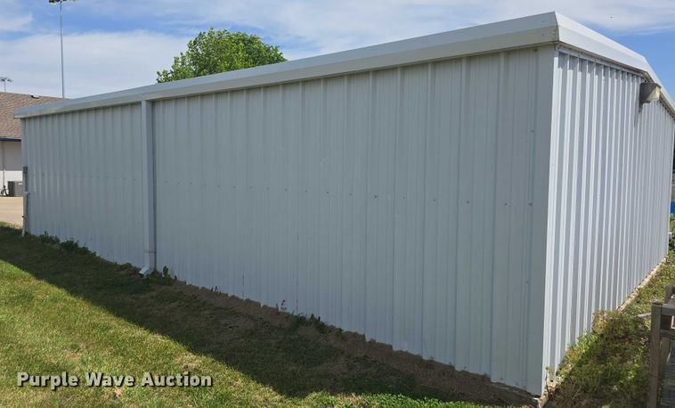 image for item EK5214 Metal building