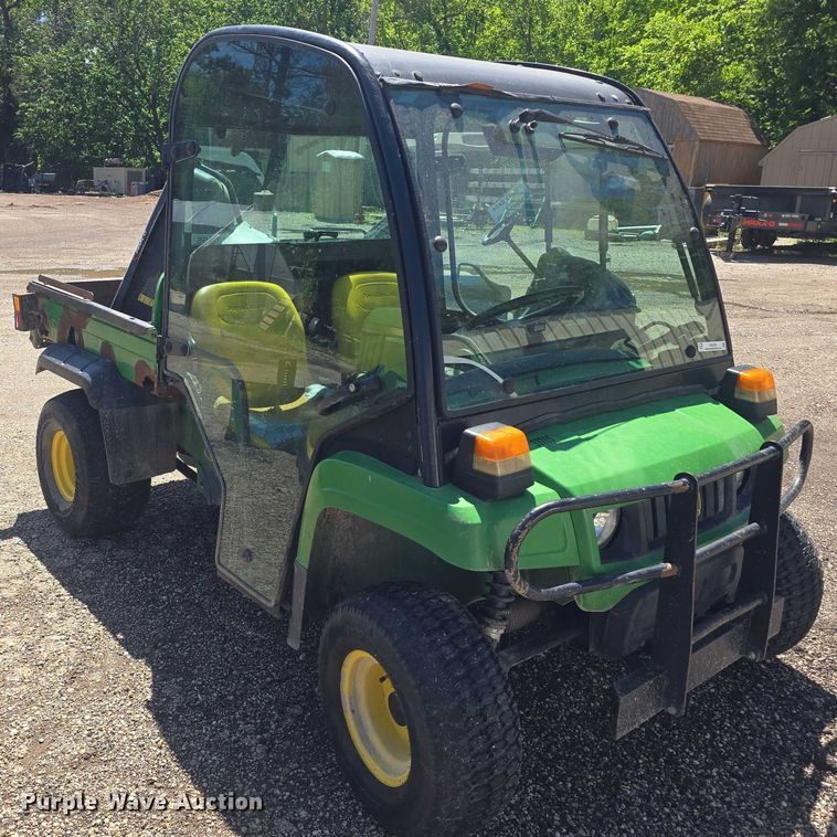 image for item EK5229 2002 John Deere utility vehicle