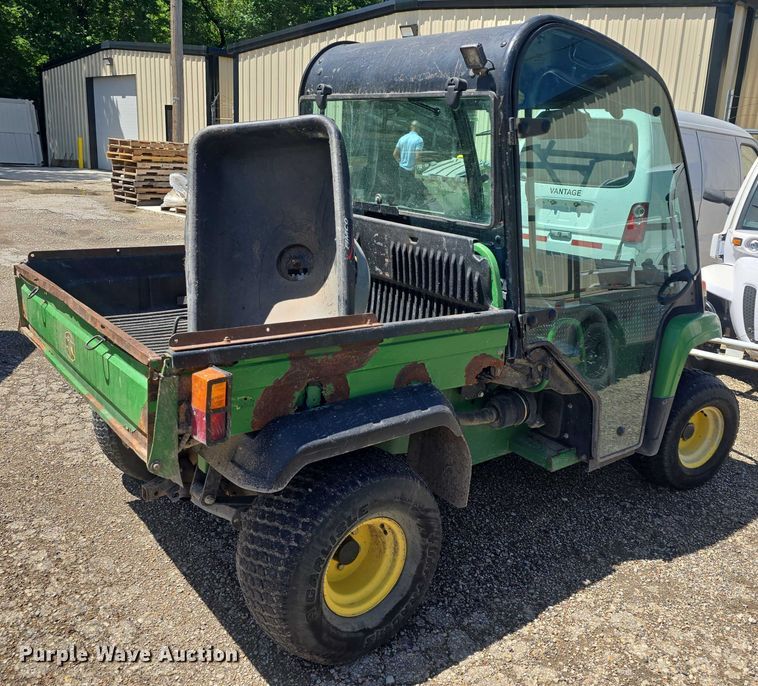 image for item EK5229 2002 John Deere utility vehicle