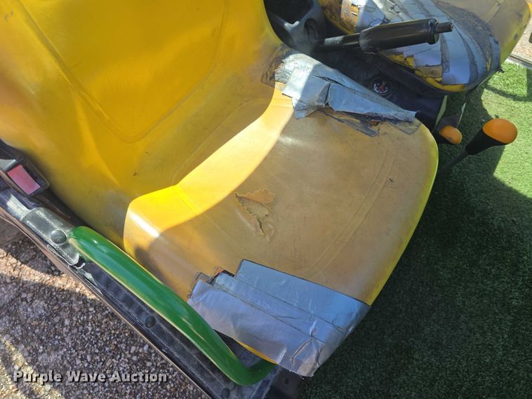 image for item EK5229 2002 John Deere utility vehicle