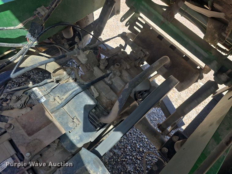 image for item EK5229 2002 John Deere utility vehicle