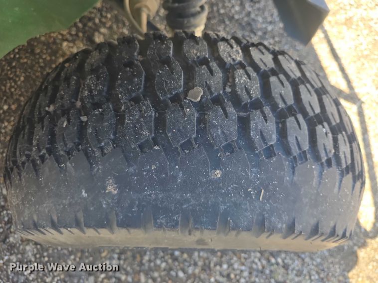 image for item EK5229 2002 John Deere utility vehicle