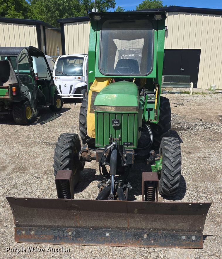 image for item EK5230 1992 John Deere 955 MFWD tractor