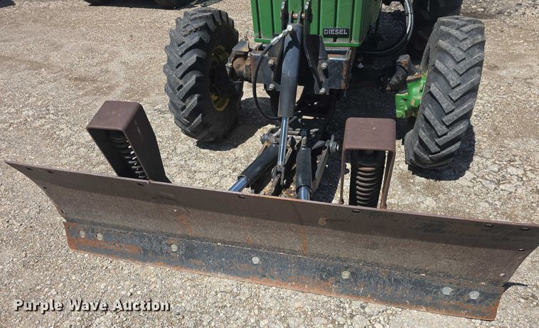 image for item EK5230 1992 John Deere 955 MFWD tractor