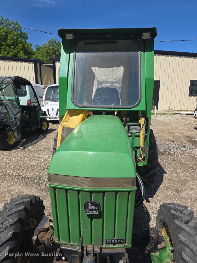 image for item EK5230 1992 John Deere 955 MFWD tractor