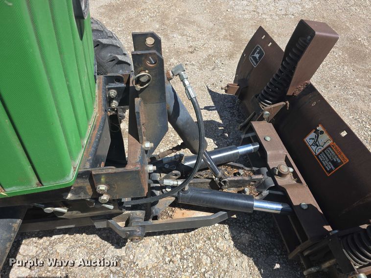 image for item EK5230 1992 John Deere 955 MFWD tractor