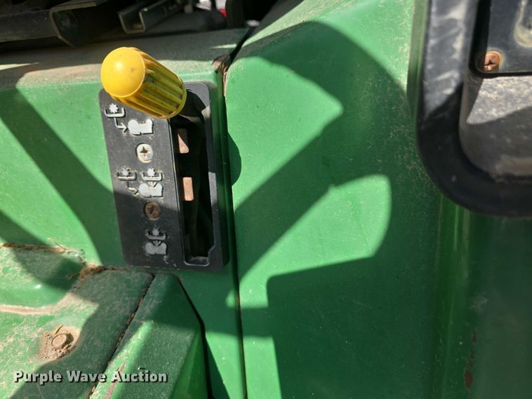 image for item EK5230 1992 John Deere 955 MFWD tractor
