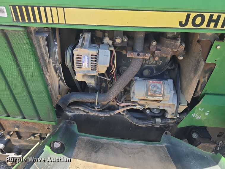 image for item EK5230 1992 John Deere 955 MFWD tractor